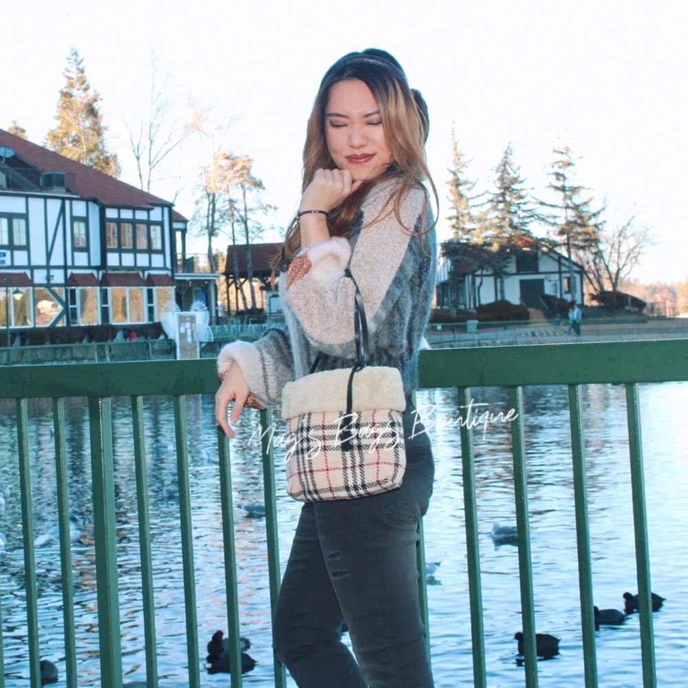 Burberry: Sherpa Fur Shearling Nova Check Reversible Tote ❤️ (rare find)